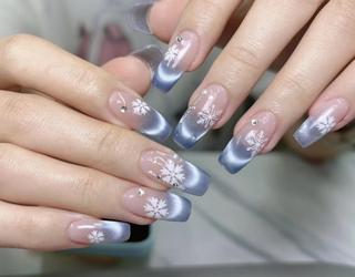 ネイル エリ🫧 nail池袋東口のネイルデザイン