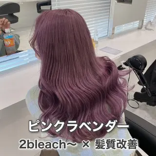 ロング カラー ラベンダー💜 グレージュ🩶のヘアスタイル