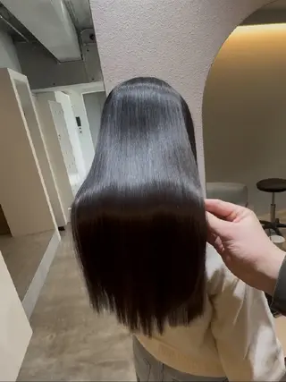 ロング 白田 晴香のヘアスタイル