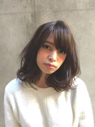 ミディアム カラー パーマ 沖 宜志のヘアスタイル