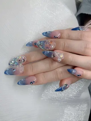 ネイル akina nailsのネイルデザイン