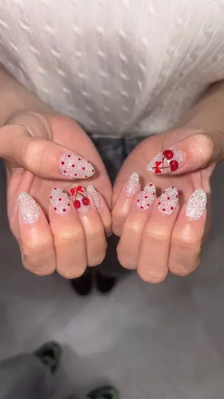 ネイル 🍓個性派ネイル🎶 /Komachi❤️のネイルデザイン