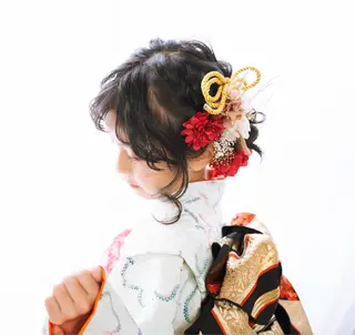 ヘアアレンジ キッズ un par unの眉毛・アイブロウイメージ