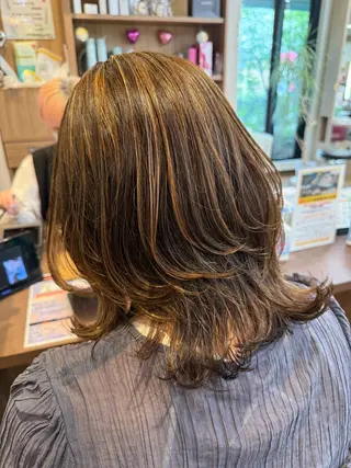 カラー 黒木 芽生のヘアスタイル