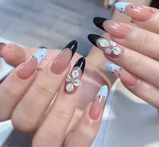 ネイル Hin Hana Nailのネイルデザイン