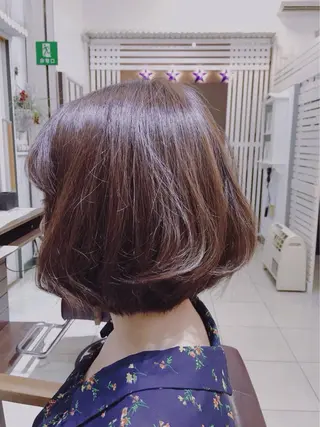 ミディアム 筒水 悠のヘアスタイル