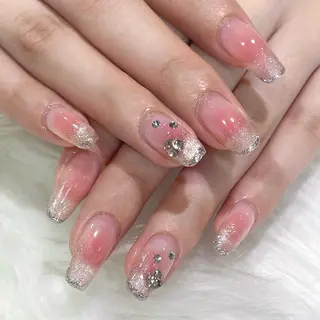 ネイル Anurea HARUKA🌸のネイルデザイン