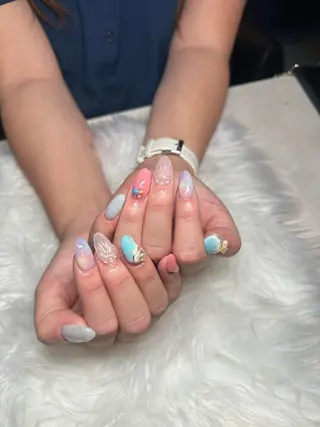 ネイル Ru _Baddiesのネイルデザイン