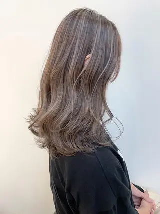 セミロング カラー パーマ ハイトーン/モテ髪 🎀hina🎀のヘアスタイル
