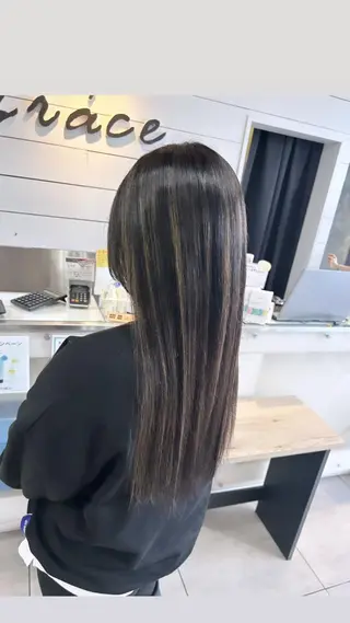 ロング レイヤー/艶髪カラー 森本くるみのヘアスタイル