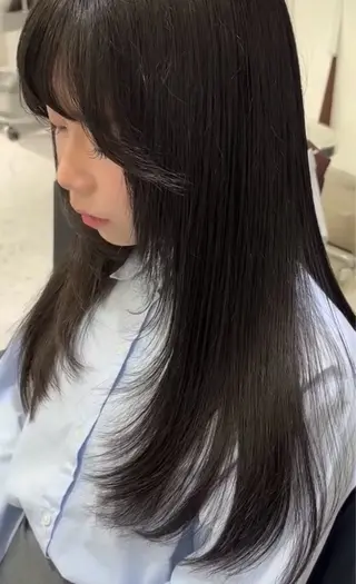 ロング 山田 ひかりのヘアスタイル