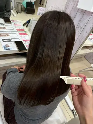 セミロング 🫧艶 ×透明感🫧 吉田 陽菜のヘアスタイル
