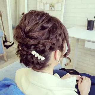 ヘアアレンジ セミロング 植田 真理のエステ・リラクイメージ