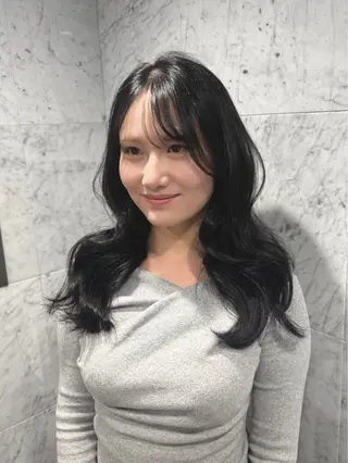 セミロング カラー hachiyama rinaのヘアスタイル