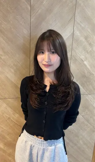 ミディアム 岡本樹一 🍁のヘアスタイル