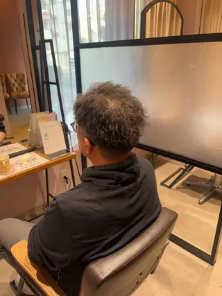 パーマ メンズ 作野 潮織のヘアスタイル