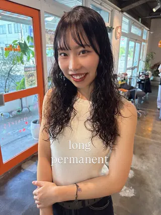 ロング パーマ shiho/レイヤー /透明感カラーのヘアスタイル