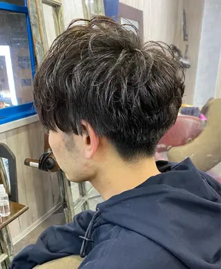 ショート パーマ メンズ カットパーマ✂️ 小坂田玲亜のヘアスタイル