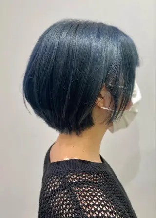 ショート カラー ナカタケ ユウのヘアスタイル