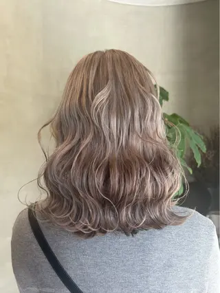 ミディアム カラー ボブ&寒色🎐ᩚ 短髪 COCOROのヘアスタイル