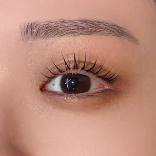 マツエク・マツパ LILI⭐️名古屋栄 まつ毛パーマ/眉毛のマツエク・マツパデザイン