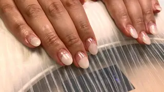 ミディアム nail MOCAのネイルデザイン