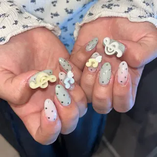 ネイル ルミナ 🪽のネイルデザイン