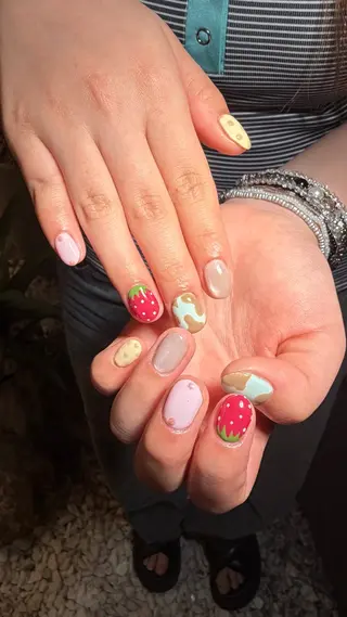 ネイル 海優⭐️ネイル⭐️ 透明感カラーのヘアスタイル