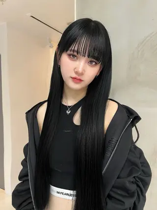 ロング ナナ♡レイヤーカット ♡似合わせカラーのヘアスタイル