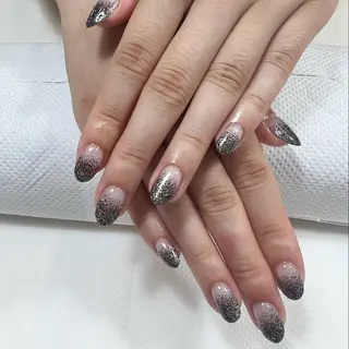 ネイル T. Amiのネイルデザイン