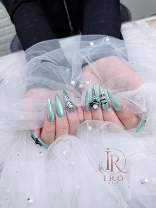 ネイル IRO FUNABASHIのネイルデザイン