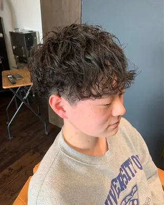 パーマ 【メンズパーマ】 山下勝勲のヘアスタイル