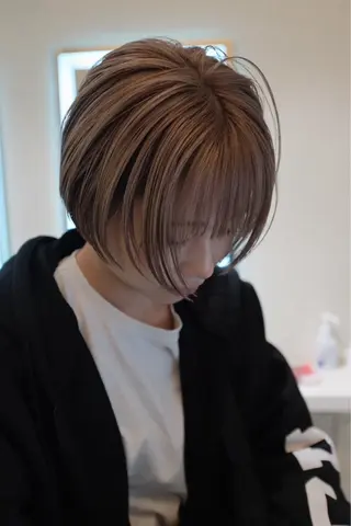 ミディアム カラー ヘアアレンジ OPUSダブルカラー ケアブリーチのヘアスタイル