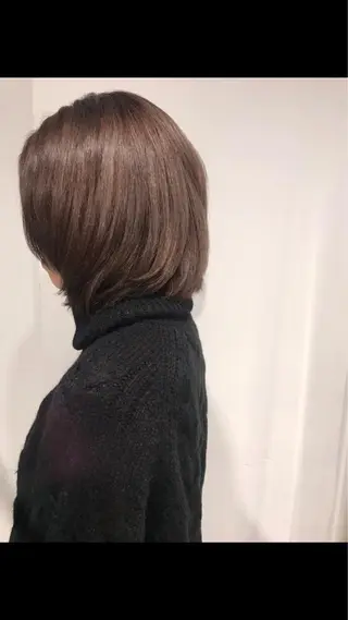ショート カラー 透明感カラー/ レイヤー　YUKAのヘアスタイル