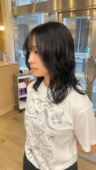 ミディアム ELEN kotojiのヘアスタイル