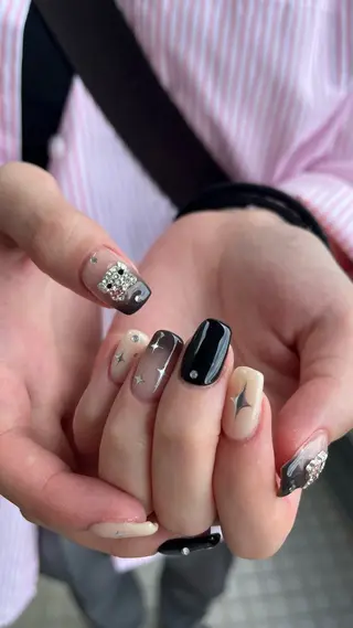 ネイル 🤎Two ERI🤎のネイルデザイン