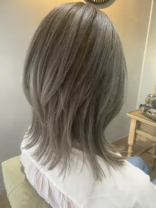 ミディアム TOMOKO 髪質改善💫縮毛矯正のヘアスタイル