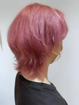 ショート カラー サワタ ミサのヘアスタイル