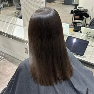 ミディアム カラー 小林 円香のヘアスタイル