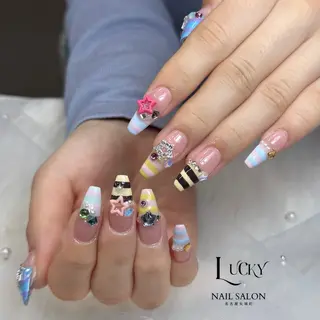 ネイル Lucky Nail Salonのネイルデザイン
