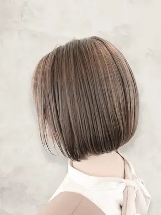 ミディアム 山下 仁愛のヘアスタイル