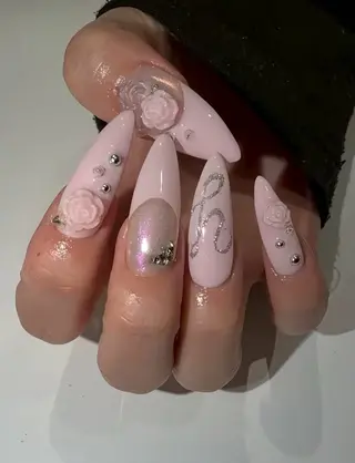 ネイル Blingg NailStudioのネイルデザイン