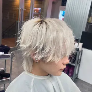 カラー ヘアアレンジ メンズ メンズウルフ🐺♡ ブリーチ♡ヘアメ🎀のヘアスタイル
