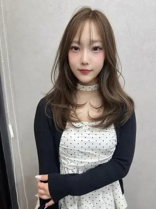 ロング カラー AIRI layer cut hairのヘアスタイル