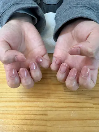 カラー 小西 美桜のネイルデザイン