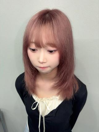 カラー 野々山 芽莉のヘアスタイル