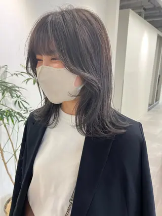 ミディアム 🫧umu.🫧韓国 /レイヤーカットのヘアスタイル