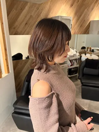 ミディアム ウルフカット レイヤーカット上柿のヘアスタイル