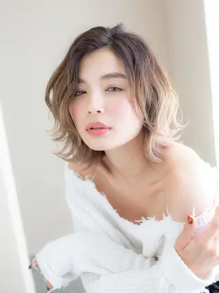 ミディアム カラー 【公式】amble luxe池袋東口🩷のヘアスタイル