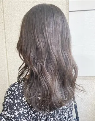 セミロング カラー 🌈デザインヘア職人 Kaede🌈のヘアスタイル